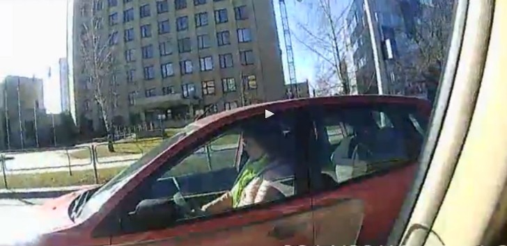Woman in Lithuania Flees Crash, Gets Chased Down by Guy With Dashcam