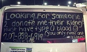 Woman Suffering from Kidney Failure Finds Donor after Writing Help Message on the Car’s Windshield