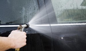 Women Leave Their Cars Unwashed Longer than Men