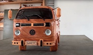 Wooden Volkswagen Type 2 Microbus Looks so Gorgeous, Makes You Want to Hop In