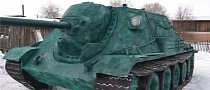 World of Tanks: Russian Student Builds Realistic Full-Size Tank Out of Snow