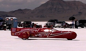 World's Fastest Electric Sidecar Motorcycle Does 212 MPH