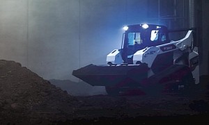 World's First All-Electric Track Loader Unveiled at CES, It's Bobcat's New Thing