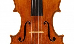 World’s Most Expensive Tesla Has 18th Century Violin Inside, Gets Stolen