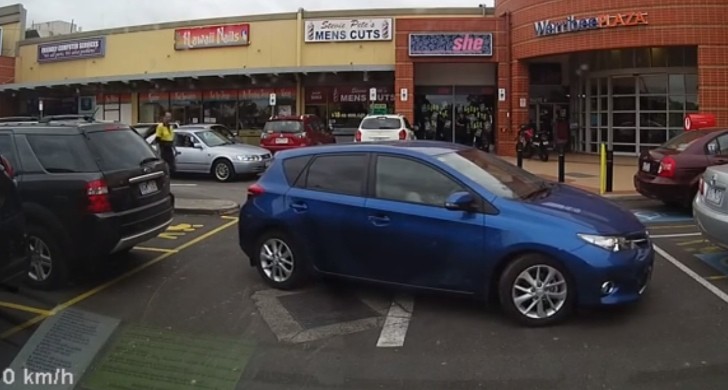 Worst Parking Ever Achieved by Australian Teen in Toyota Corolla 