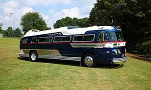 Would You Pay $235k for a 1957 Flxible Starliner?