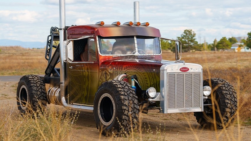 Peterbilt Tow Truck from "Fast & Furious Hobbs & Shaw"