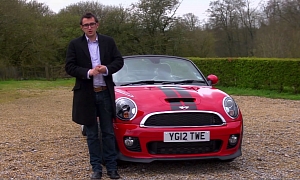 XCAR Looks Over the MINI Cooper JCW Roadster