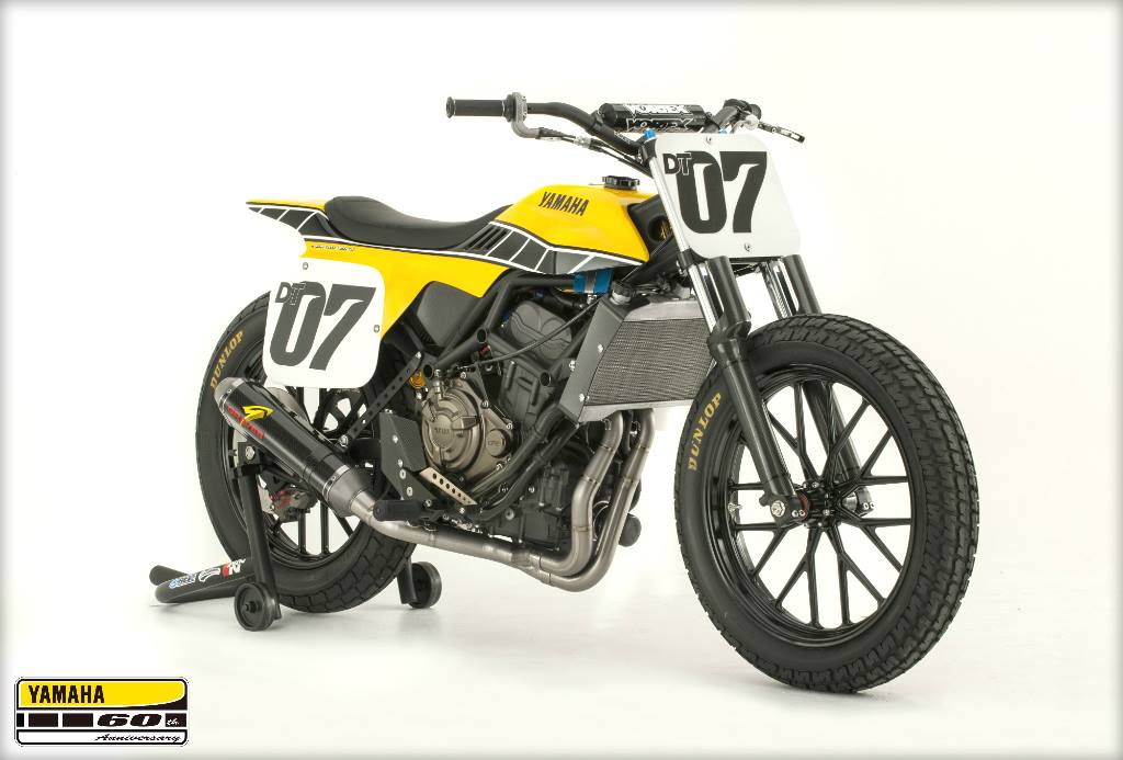 Yamaha Dt 07 In Anniversary Livery Mixes Flat Track And Mt 07 Genes Autoevolution