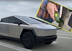 Yikes! Tesla Cybertruck Driver-Side Door Is Sharp Enough To Peel a Cucumber
