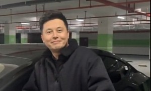 You Can Find a Fake Anything in China, Including a Fake Elon Musk. Meet Yi Long Musk