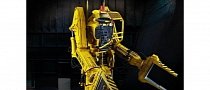 You Can Have Your Own Alien Power Loader Scale Model for $1,200