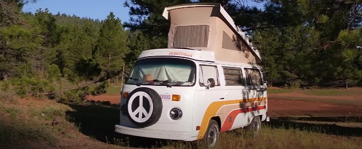 Couple turns 1974 Volkswagen into their ideal tiny home on wheels 
