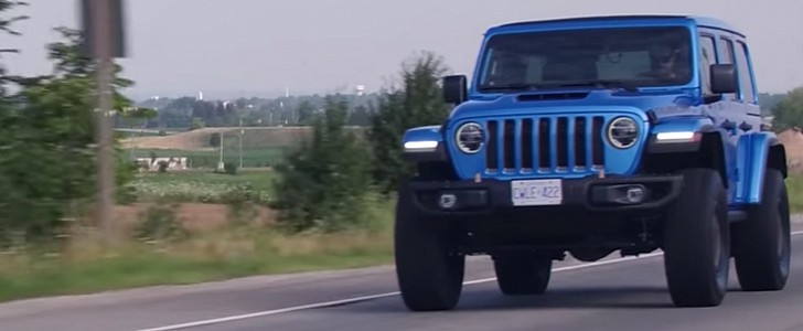 YouTubers Drive the 2022 Jeep Wrangler Rubicon 392, Conclude It's a Bronco  Raptor Killer - autoevolution
