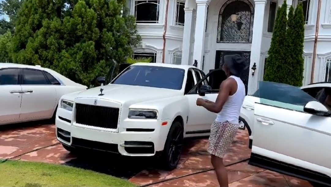 Yung Bleu Shares Security Footage of Thief Trying to Steal His Rolls-Royce  Cullinan - autoevolution