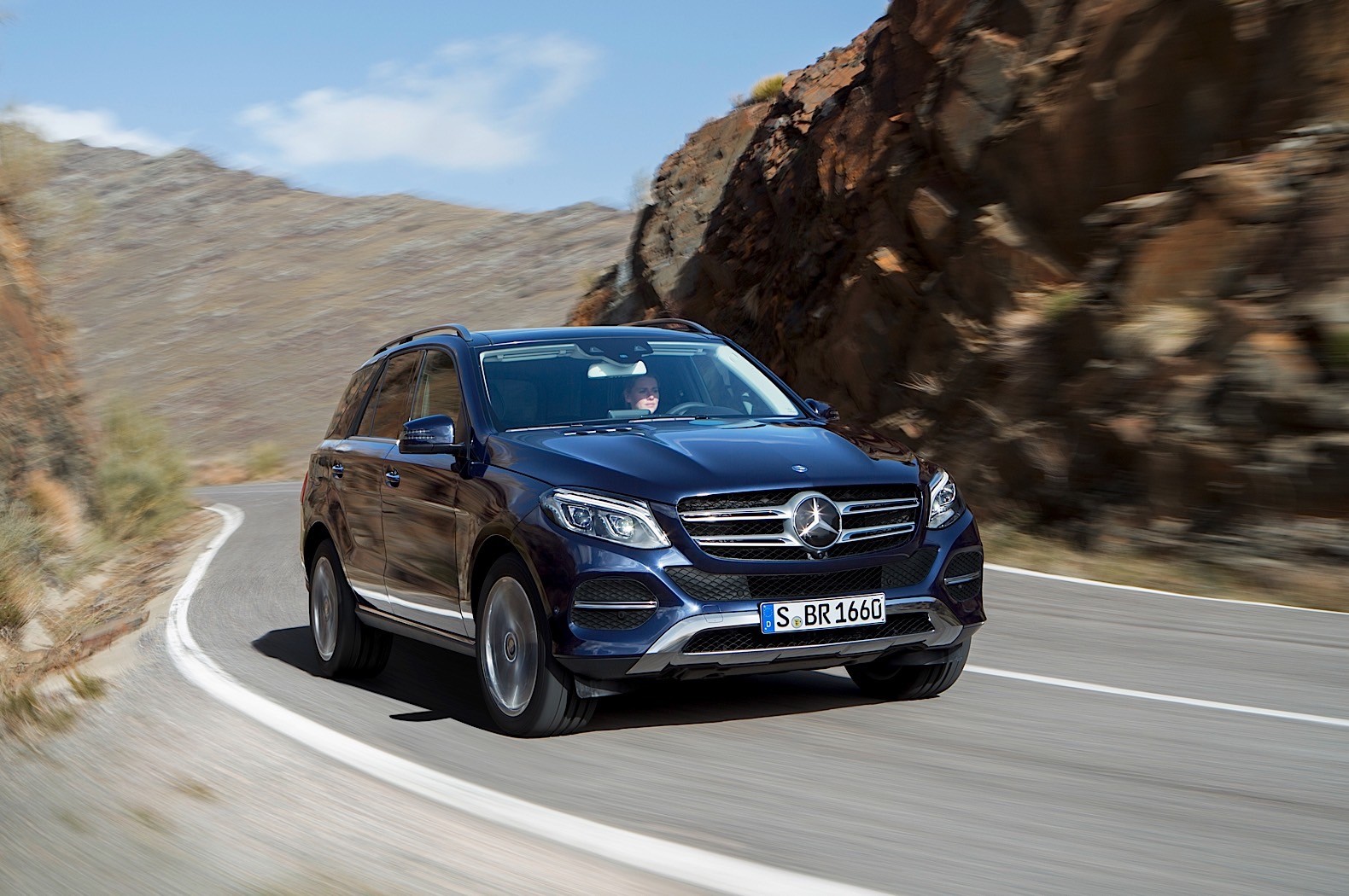 2016 Mercedes-Benz GLE Review - autoevolution