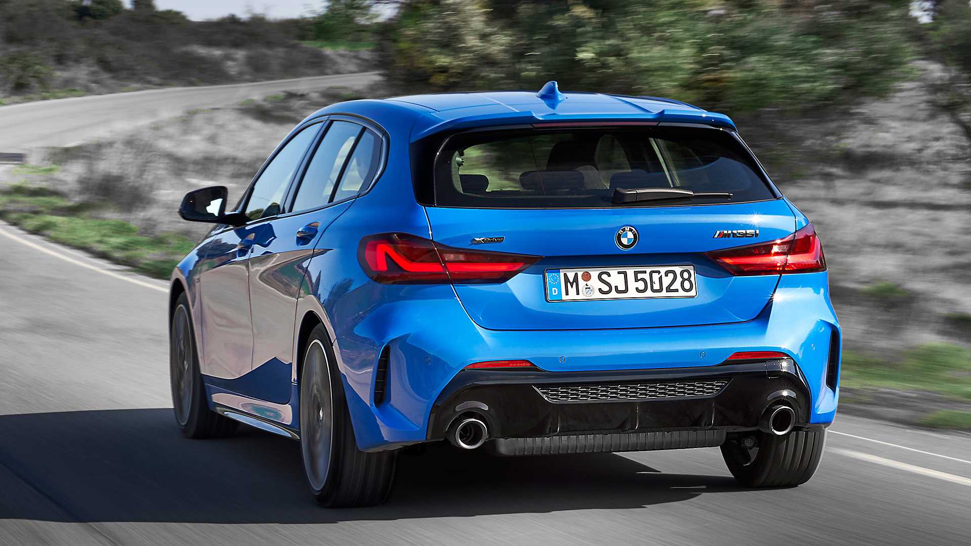 2020 bmw 1 series review