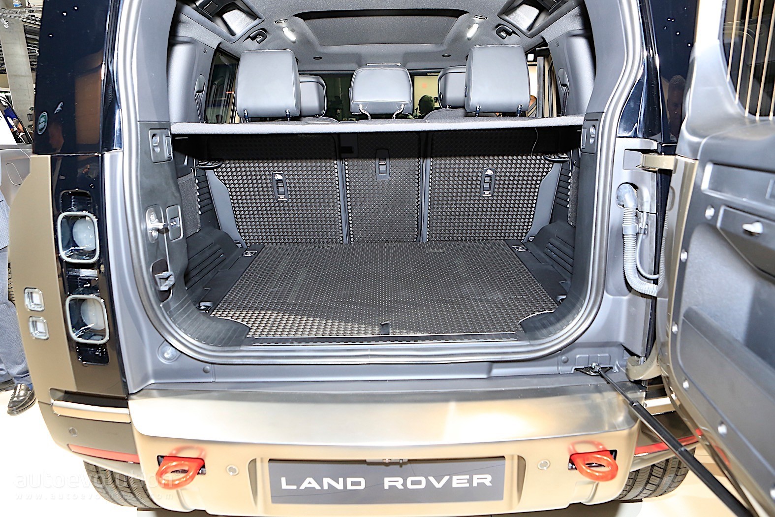 2020 Land Rover Defender Review Autoevolution