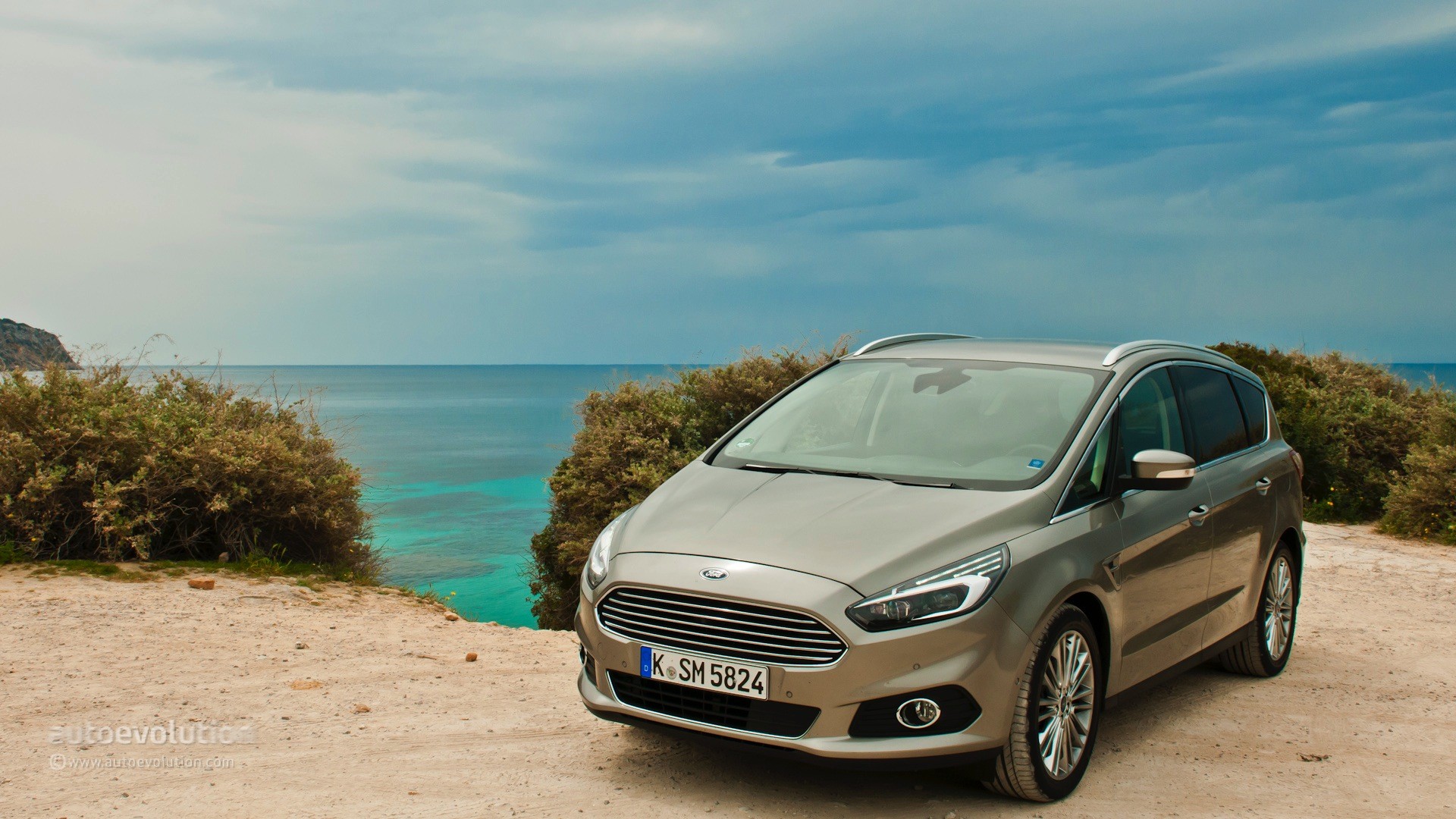 2015 Ford S-Max Review - autoevolution