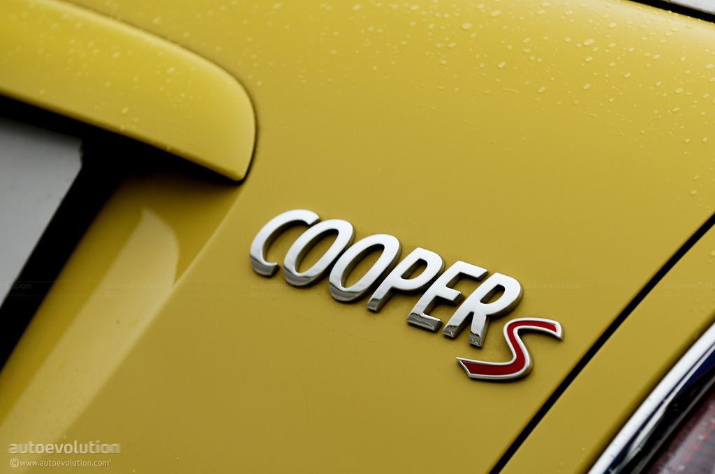 MINI Cooper S Cabrio Review - autoevolution