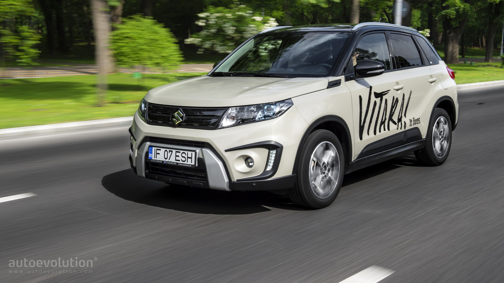 Pioner Fatal Termisk 2015 Suzuki Vitara Review - autoevolution
