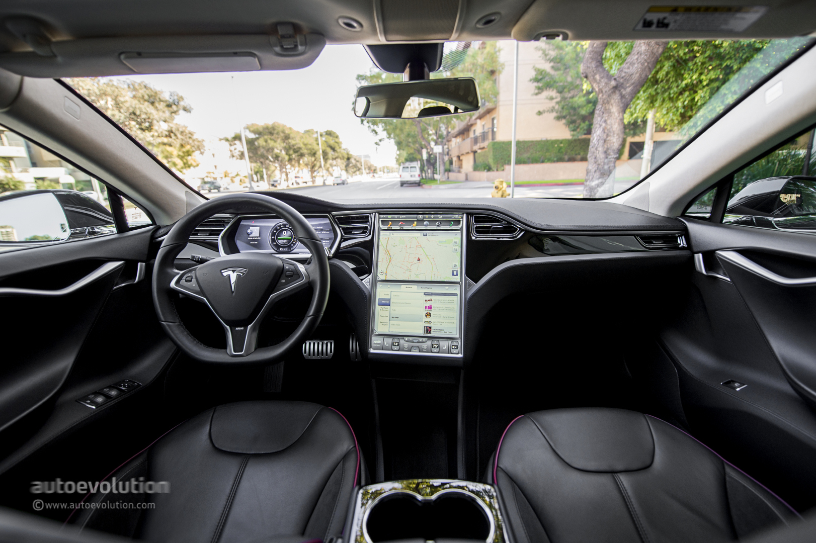 Tesla Model S Review Page 2 Autoevolution