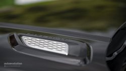 2014 Range Rover Sport hood vents