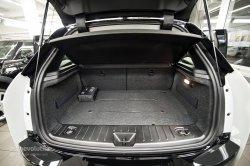BMW i3 luggage compartment