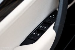 BMW X1 driver window controls