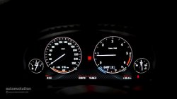 2015 BMW X3 dashboard illumination - day