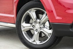 2015 Dodge Journey front wheel