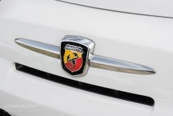 2015 Fiat 500C Abarth badge