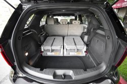 2014 FORD Explorer luggage compartment