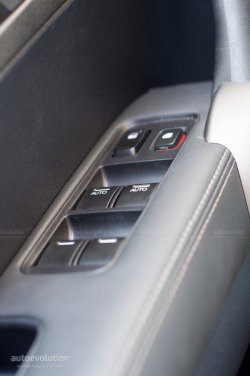 Honda CR-V power windows controls