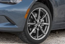 2016 Mazda MX-5 Miata front wheel