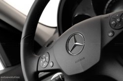 Mercedes Benz C 200 steering wheel airbag badge