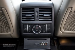 MERCEDES-BENZ GL63 AMG rear seat climate control