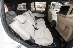 MERCEDES-BENZ GL63 AMG rear seat space