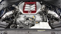 2016 Nissan GT-R engine
