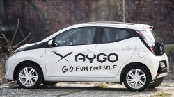 2015 Toyota Aygo X-Wave side view