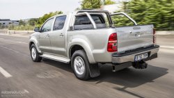 TOYOTA Hilux facelift bed view