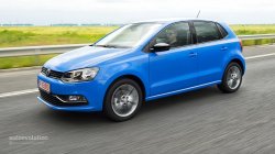 2014 VOLKSWAGEN Polo Facelift driving