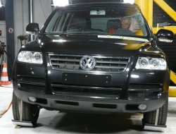 Old VW Touareg Euro NCAP test
