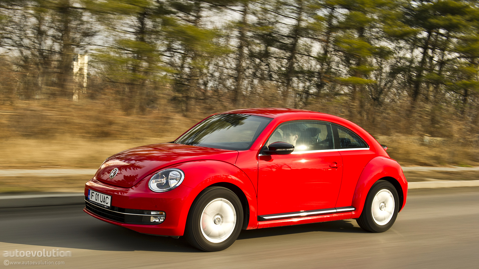 2012 Volkswagen Beetle Drive – Review – Car and Driver