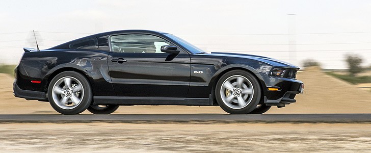 2012 Ford mustang gt quarter mile time #2