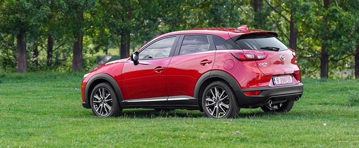  Reseña del Mazda CX-3 2015 - autoevolución